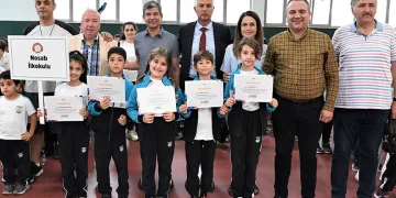Minik raketler sertifikalarını aldı