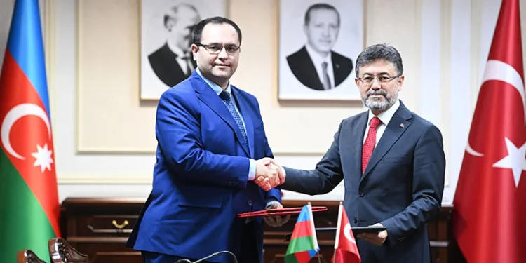 Bakan Yumaklı, Azerbaycanlı mevkidaşıyla görüştü