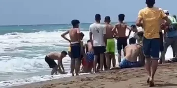 Çocuklarını kurtarmak isteyen baba yaşamını yitirdi