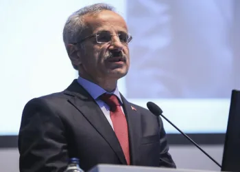 “Ercan Havaalanı örnek proje olacak”