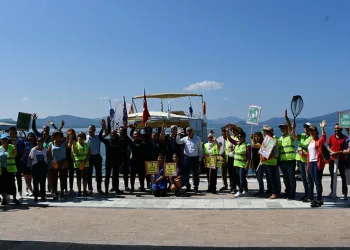 Köyceğiz’de göl temizliği etkinliği yapıldı