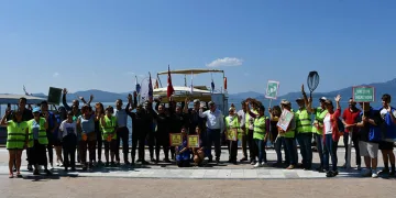Köyceğiz’de göl temizliği etkinliği yapıldı