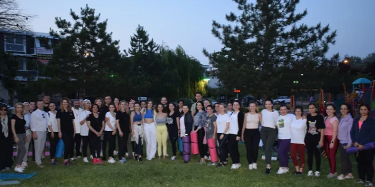Nilüferliler yoga için buluşuyor