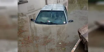 Şiddetli yağış su baskınlarına neden oldu
