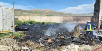 6 ton plastik malzeme yandı
