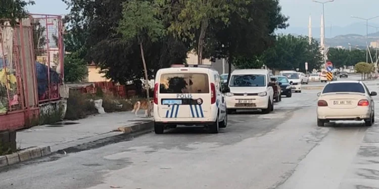 Tartıştığı arkadaşını 3 yerinden bıçakladı