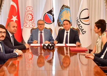 Depremzede kadınlar şehri kalkındıracak