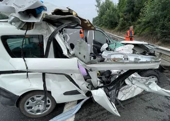 Dinlenme tesisine girmek isterken faciayı yaşadılar