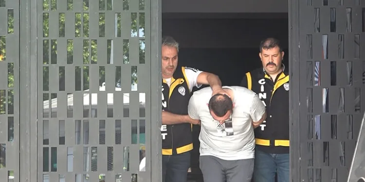 Bursa’da 59 yaşındaki adam oğlu tarafından bıçaklandı