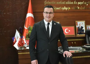 Başkan Kanar’dan Babalar Günü mesajı