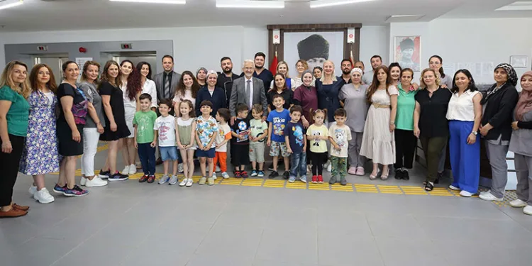 Nilüfer ailesi bayramlaştı