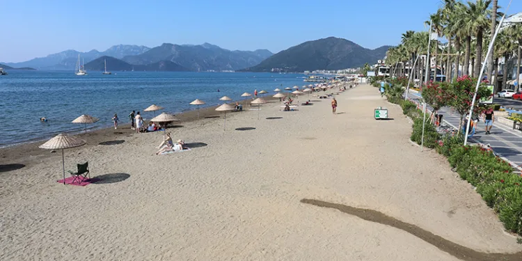 Plajlar yaza hazır