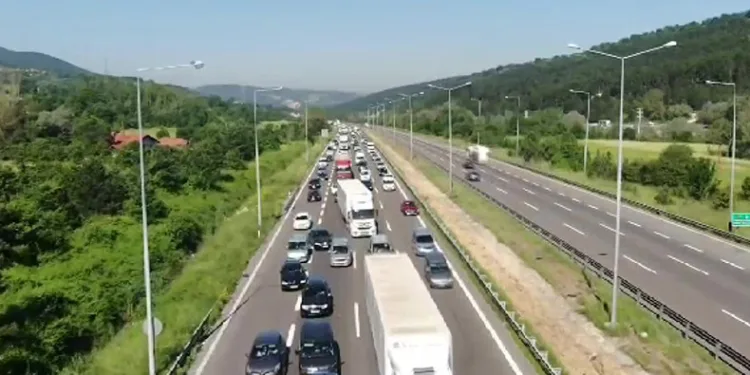 Trafik ekiplerinin bayram mesaisi