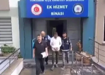 Üsküdar’da balkondan kavgayı izlerken vurularak öldü