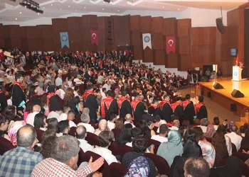 Uludağ Üniversitesi’nden adalet sistemine yeni hukukçular