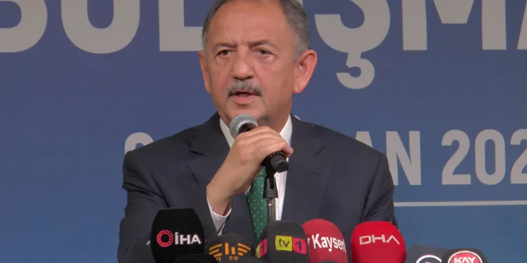 “Deprem bölgesindeki konut teslimleri hızlanacak”