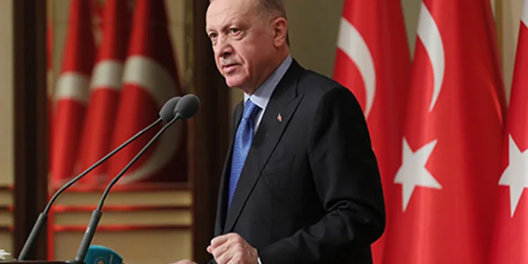 Erdoğan’dan, başörtüsü için anayasa değişikliği çağrısı
