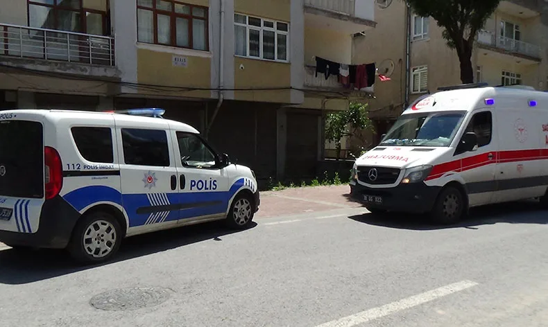 Tartıştığı eşinin üzerine kaynar su döktü