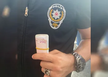 Bulunan paranın sahibi aranıyor