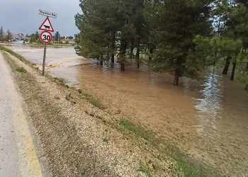 Büyükdere’yi sel bastı