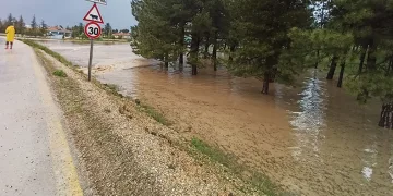 Büyükdere’yi sel bastı