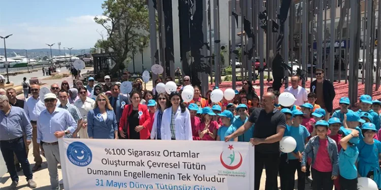 Mudanya’da izmaritler toplandı