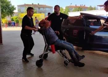 Acemi kasaplar soluğu hastanede aldı