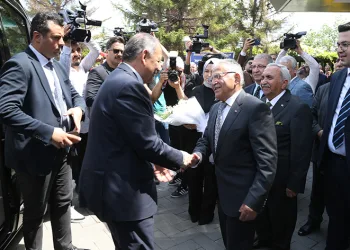 Bakan Özhaseki’ye coşkulu karşılama
