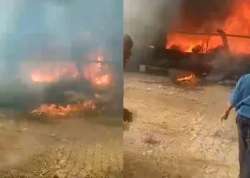 Yemek yaparken evin alt katını yaktı