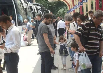 Bursa Otobüs Terminalinde bayram yoğunluğu