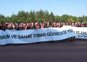 BUÜ’de mezuniyet heyecanı