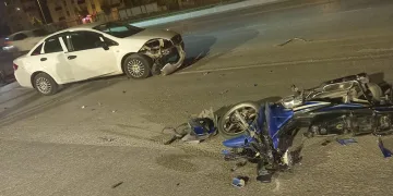 İnegöl’de otomobil ile motosiklet kafa kafaya çarpıştı