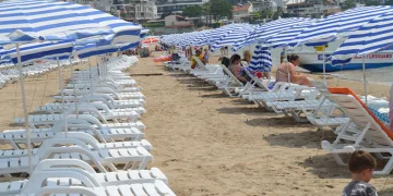 Haziranda Didim sahilleri boş kaldı