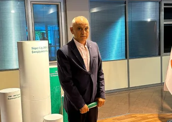 Bursaspor başkanlığına tekrar aday oldu