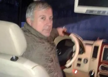 Otomobilin içinde ölü bulundu