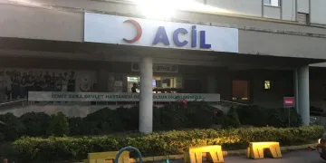 Muayenede güçlük çıkararak, güvenlik görevlisini bıçakladı