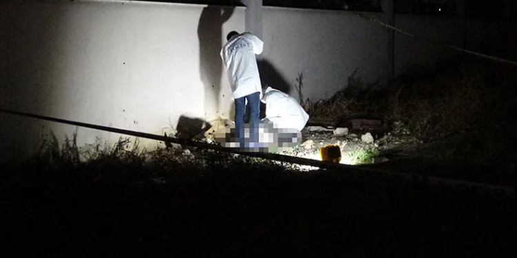 Boş arazide cansız kadın bedeni bulundu