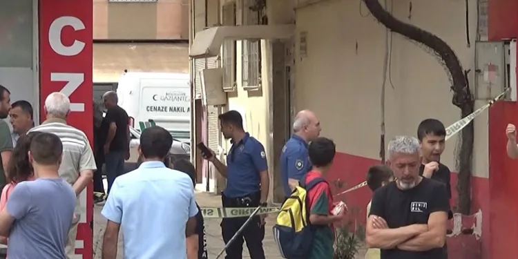 Yaşlı kadın evinde ölü bulundu
