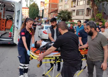 Bursa’da otomobil ile motosiklet çarpıştı