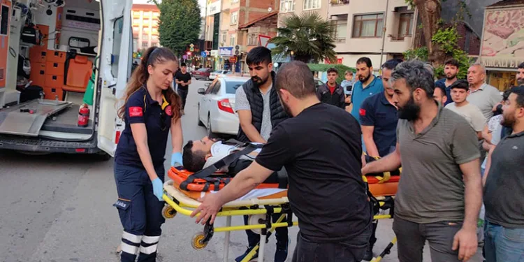 Bursa’da otomobil ile motosiklet çarpıştı