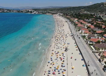 Plajlar doldu taştı