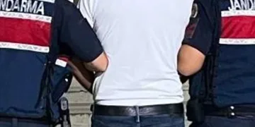 Döviz hırsızları Çine’de yakalandı