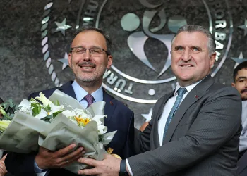 Gençlik ve Spor Bakanlığında devir teslim töreni
