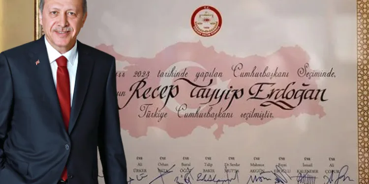 Cumhurbaşkanı Erdoğan mazbatasını aldı