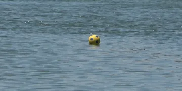 Topu almak için girdikleri Kızılırmak’ta kayboldular