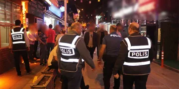 Huzur operasyonunda 10 kişi yakalandı