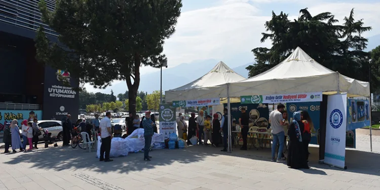 Yıldırım’da atıklar hediyeye dönüştü