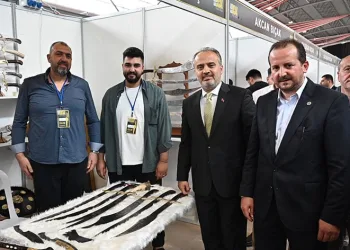 Bu festivalde bıçaklar konuştu