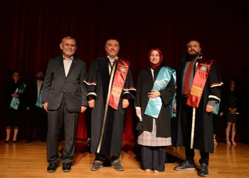 “Mezunlara yeni istihdam kapıları açılmalı”