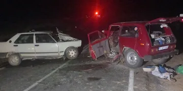 Otomobil ile cip çarpıştı